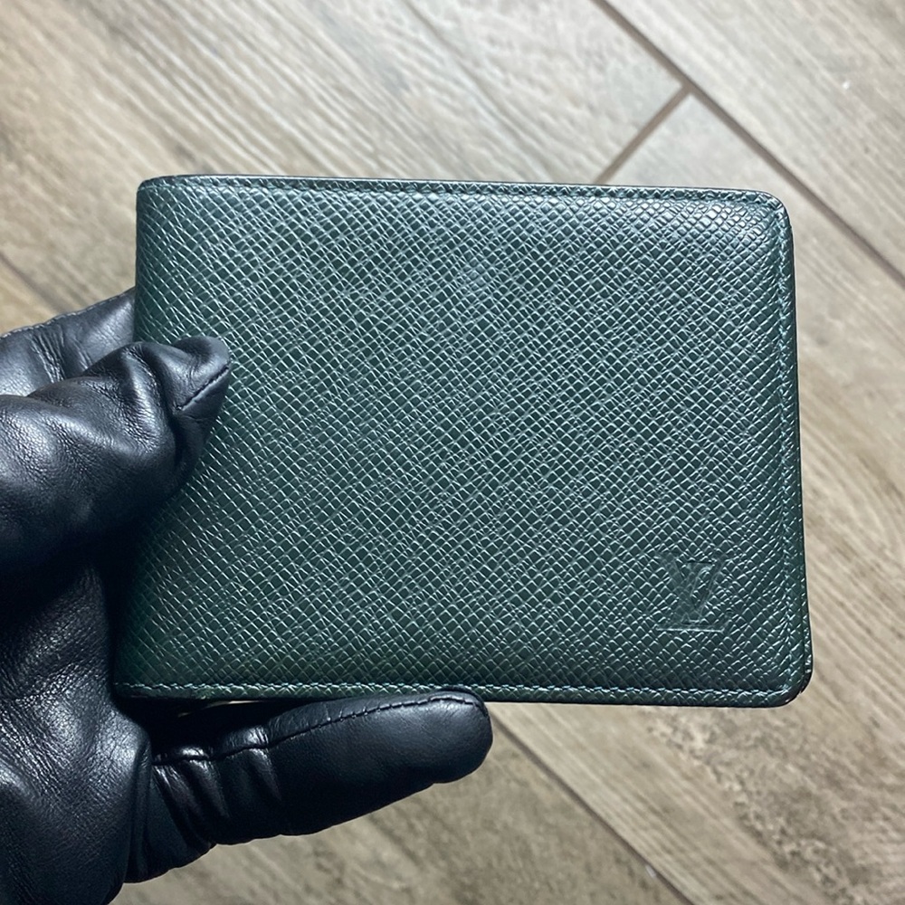 Men’s Louis Vuitton green Epi bifold 0825 #18